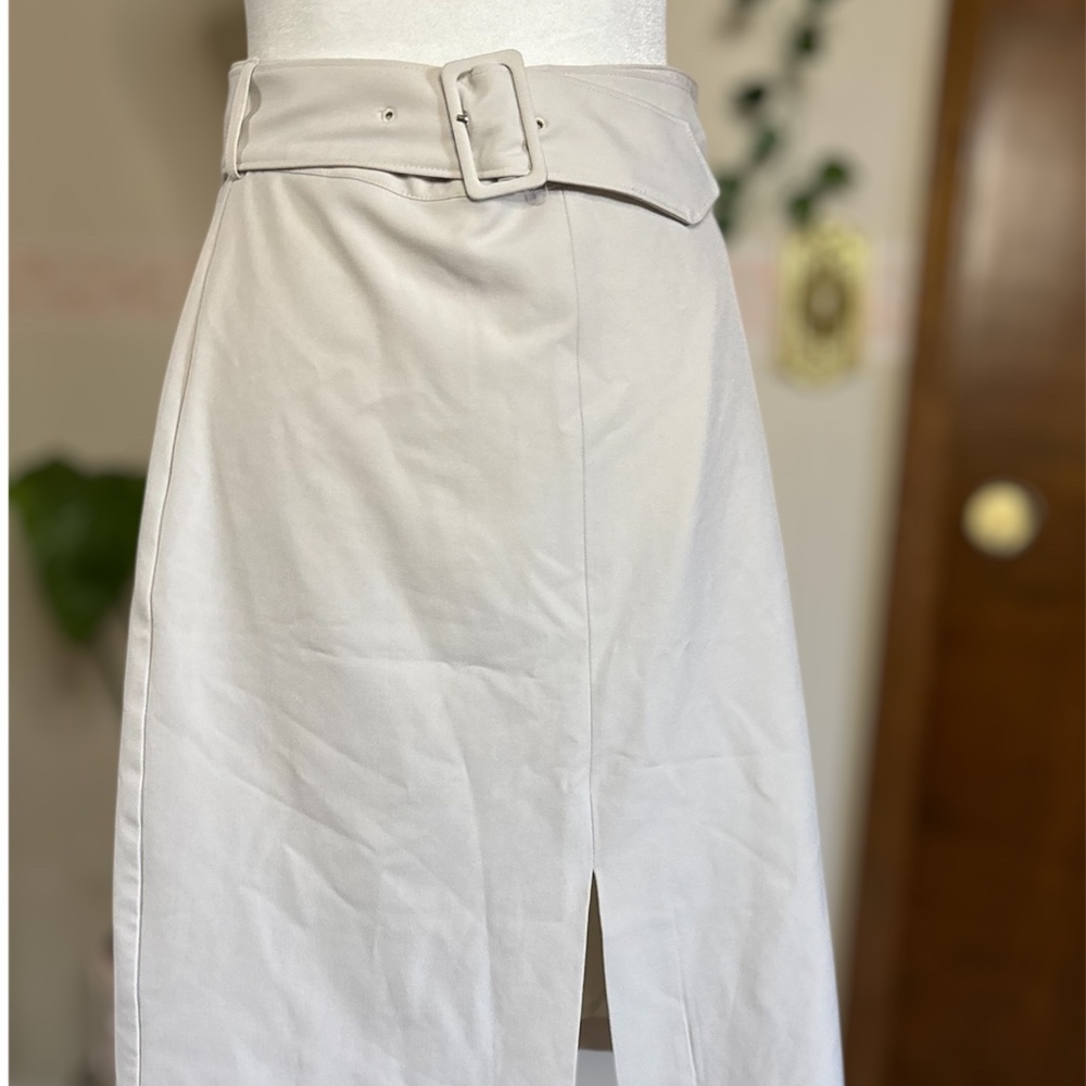 Banana Republic Beige Belted Midi Skirt